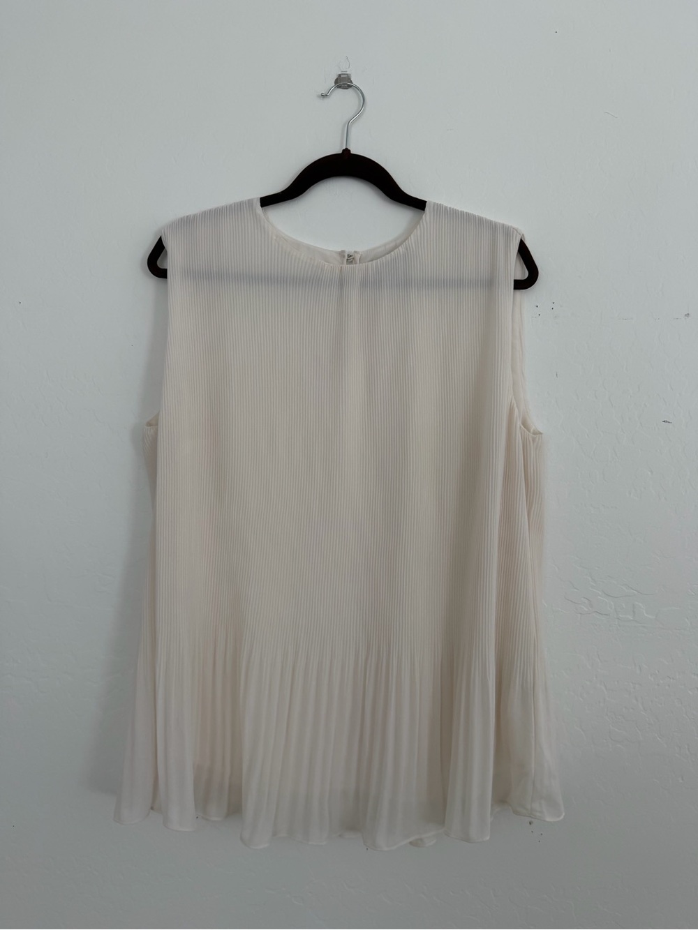 H&M Sleeveless Pleated Chiffon Camisole - Cream